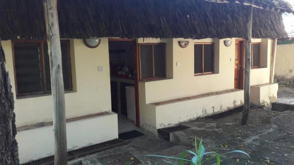 The New Big Tree Beach Resort Mombasa Ngoại thất bức ảnh